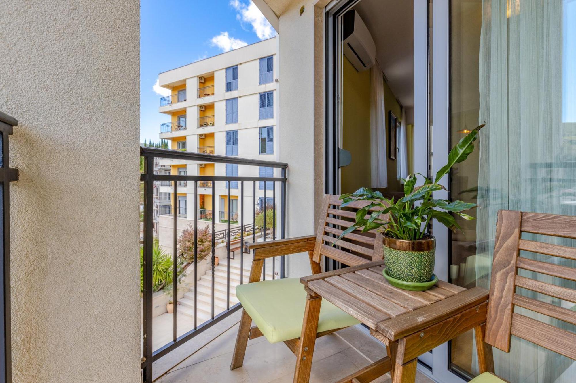 Apart Hotel M S Katunjanin Herceg Novi Luaran gambar