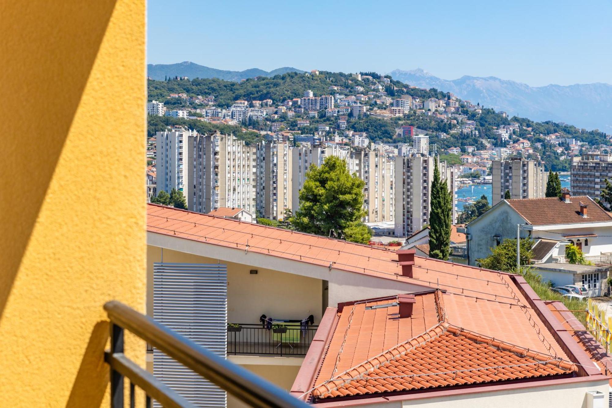 Apart Hotel M S Katunjanin Herceg Novi Luaran gambar